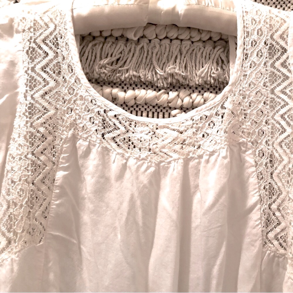 LA Hearts Blouse Embroidered White Small - Picture 2 of 8